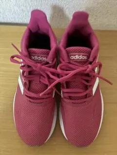 No.446 adidas 子供スニーカー