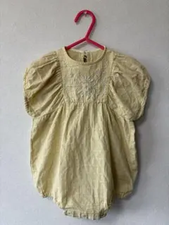 アプレレクール　刺繍　ロンパース　70cm