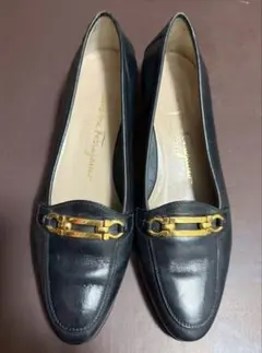 Salvatore Ferragamo パンプス ネイビー　6.5