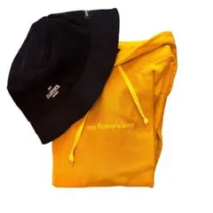 【美品】藤井風 フーディー(M) & バケットハット　2点セット　おまけ付き 美品】藤井風 フーディー(M) & バケットハット 2点セット おまけ付き
