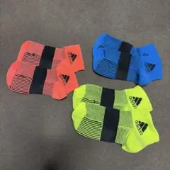 adidas ソックス 3足セット 赤 青 黄