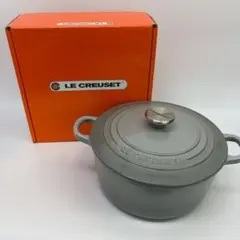 ルクルーゼ ココットロンド ビッグロゴ 22cm 【未使用品】 ル・クルーゼ シグニチャー ココット・ロンド 22cm [マットブラック