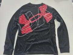 Under Armour 長袖カットソー ブラック/レッド YLG