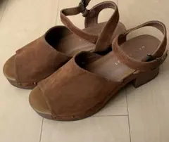 新品LOWRYS FARM スエード厚底サンダル