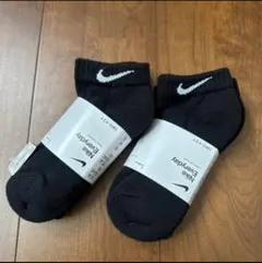 Nike靴下　21-23cm