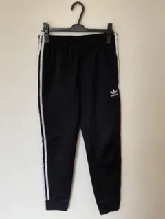 adidas originals トラックパンツ ブラック ジャージ