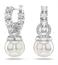 SWAROVSKI パールとクリスタルのフープピアス