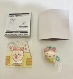 ちいかわ　アクリルシーンクリップとマスコット　古本屋　カニちゃん2つセット