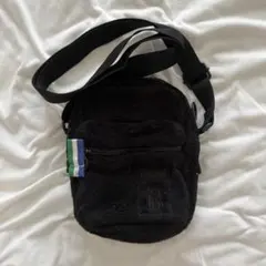 PUMAショルダーバッグ