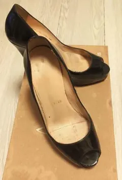 Christian Louboutin ルブタン　オープントゥ　パンプスのサムネイル