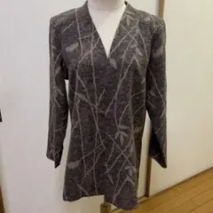 グレーブラウン系長袖ジャケット