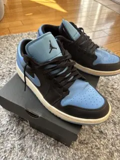 Nike Air Jordan スニーカー（ブラック×ブルー）