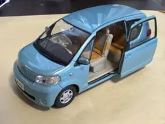 トヨタ ポルテ カラーサンプル　ブルーのサムネイル