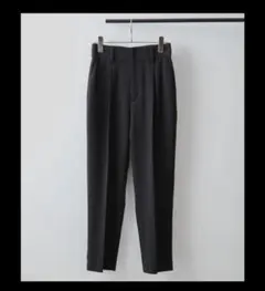 ブラック スラックス 【洗える/防シワ】ツイルワンタックテーパードパンツ