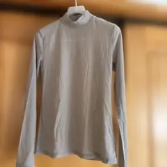 GU シアーハイネックTシャツ Mサイズ