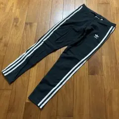 adidas パンツ