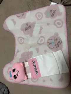 おぱんちゅうさぎ　トイレットペーパーカバー&マット