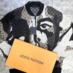 【箱・タグあり】LOUIS VUITTON モノグラム総柄 ボンバージャケットのサムネイル
