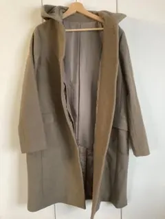 【アウトレット品】ウール100% フード付きベージュロングコート　XL
