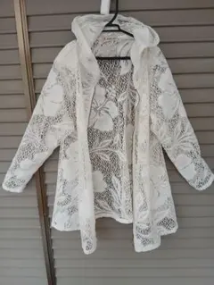 ANDRELUCIANO レースパーカー ホワイト 花柄のサムネイル