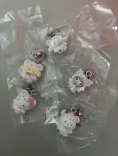 サンリオ めじるしアクセサリー ふわふわスノー