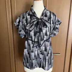 ROSA byNARA CAMICIE 幾何学模様 リボン付き 美品 レア物のサムネイル