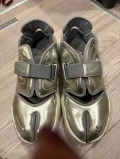 訳あり、格安で！ナイキ・NIKE エアリフト