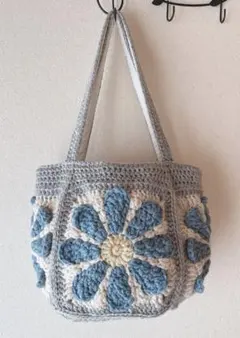 花モチーフバッグ ブルーグリーン 毛糸 ♪ ハンドメイド