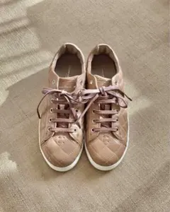 Item thumbnail for item 9c553208-5b2f-4639-87cd-a53712c077a2