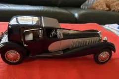 ブガッティ ロワイヤル ロードスター エスデール 1932年 (ミニカー