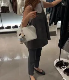 Item thumbnail for item 21bed873-a3b4-4321-93c9-3fbb8cd010e4