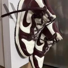 Nike Dunk High バーガンディ スニーカー