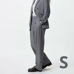 UNIQLO 24年 タックワイドパンツ グレー Sサイズ