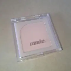 【最終値下げ】mude. チーク flutter blusher 08のサムネイル