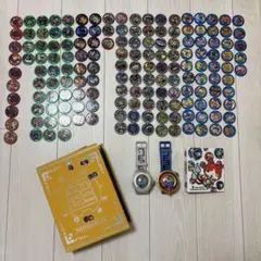 妖怪ウォッチ 本体 2種　メダル 大量286枚　図鑑セット