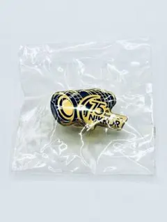 Nikon NIKKOR 75周年記念 公式ピンバッジ ニコン ニッコール