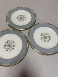 WEDGWOOD サラズガーデン スノードロップ プレート3枚セット - メルカリ