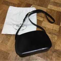 PRADA バック