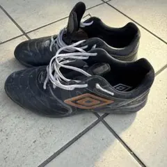 Umbro アクセレイターブラック フットサルシューズ　26cm