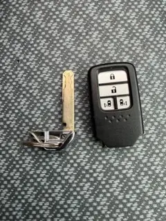 ホンダ フリード GB6 純正スマートキー キーレス リモコンのサムネイル