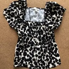 【Ｈ&M】アニマルプリント フリル袖ブラウス