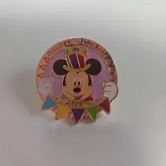 ディズニーカードクラブ特典　４０周年ミッキー　ピンバッジ