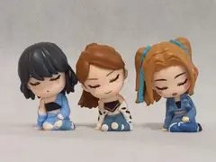 LE SSERAFIM ルセラフィム 肩ズン チェウォン　サクラ　ユンジン