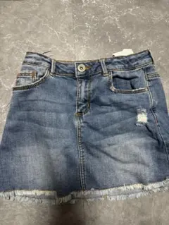 最終値下げ早い者勝ちZARA デニムブルー フリンジ裾 スカート　120cm