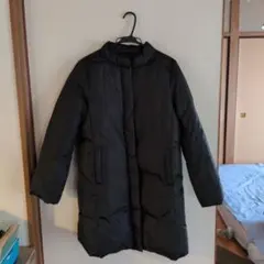 ダウンとフェザーのハーフコート