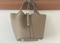 レザーディテール入りトートバッグ AARON LEVINE XZARA - メルカリ