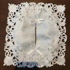 綺麗なレースのティッシュカバー