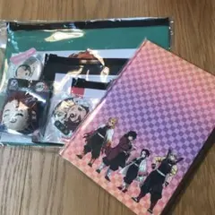 【新品未使用品】鬼滅の刃　キャラクターグッズ　雑誌付録セット　おまけ付