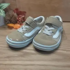 Item thumbnail for item a4c9cdf1-3737-4ad0-9a67-67c61df78e27