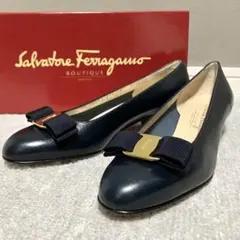 フェラガモ［パンプス］ヴァラ　ネイビー　レザー　ヒール　ゴールド　6C